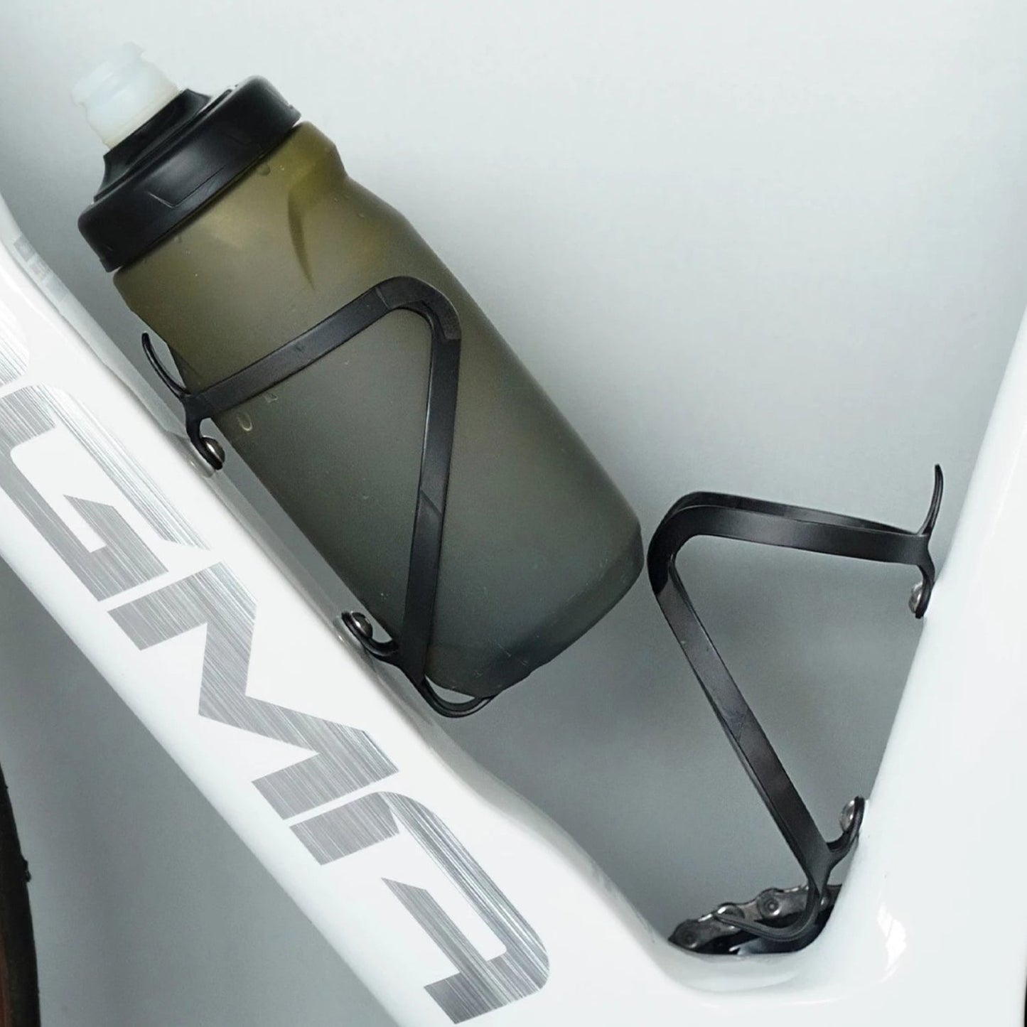 Flaschenhalter aus Carbon - Zubehör - Wheelyshop