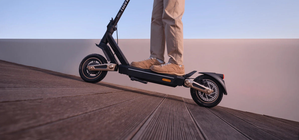 NAVEE ST3 Pro - E-Scooter - Wheelyshop