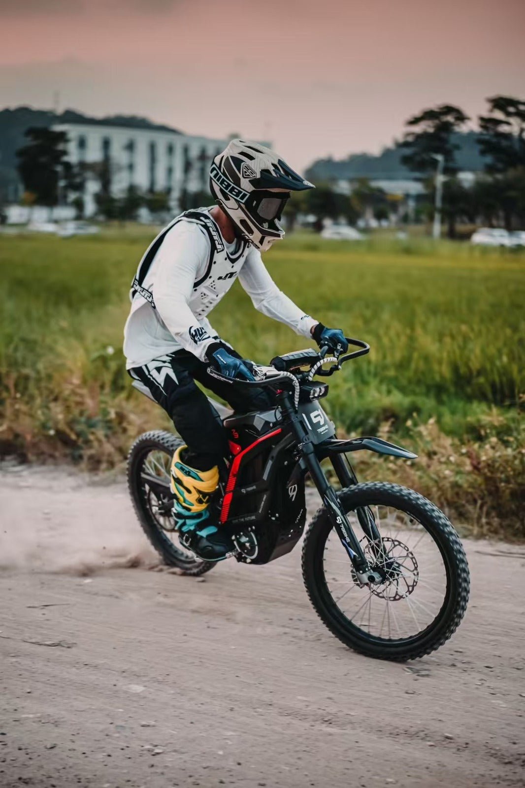 79BIKE Falcon Pro - E-Crossbike - Wheelyshop