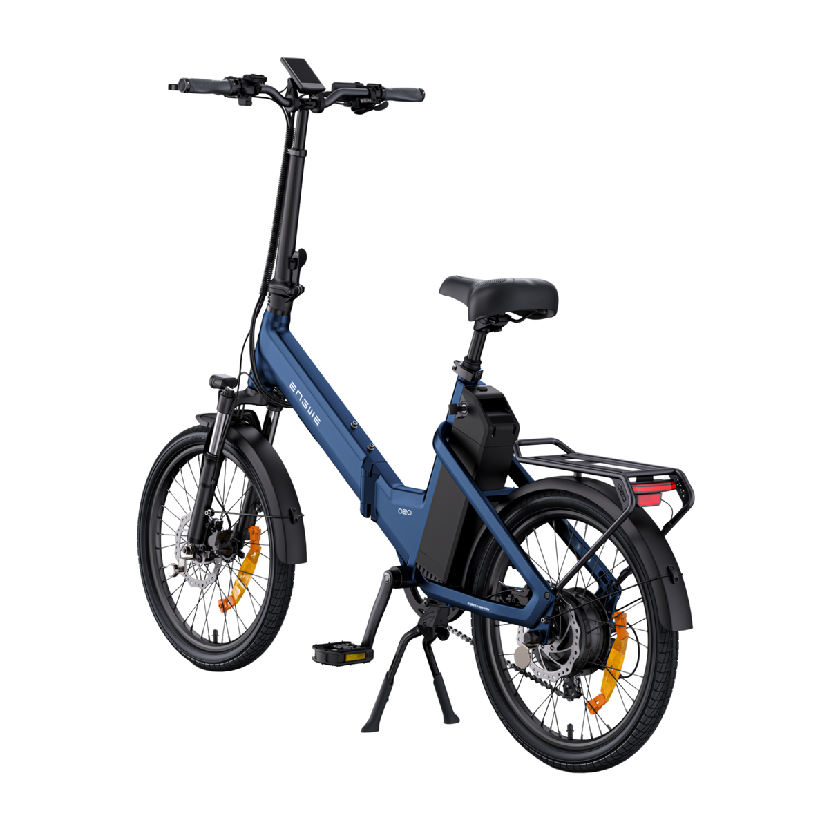 ENGWE O20 Boost, blaues E-Bike schräg von hinten mit Display am Lenker, Gepäckträger, Rücklicht und Seitenständer