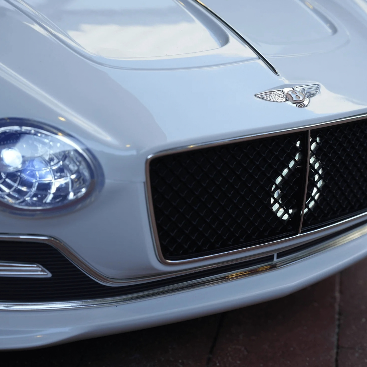 Kinder-Elektroauto Bentley EXP 12 - Wheelyshop
