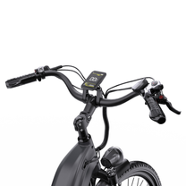 OneSport OT05 Max Nahaufnahme des Lenkers mit Display, Vorbau und Frontlicht