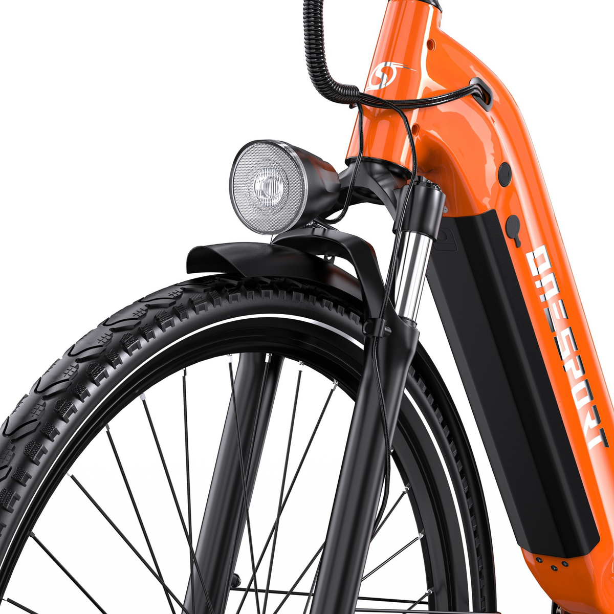 Nahaufnahme des OneSport OT05 Max mit orangefarbenem Rahmen, Akku am Rahmen, Frontlicht und vorderem Schutzblech