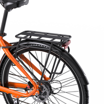 OneSport OT05 Max, Hinterrad mit schwarzem Gepäckträger, rotem Rücklicht, Schutzblech und Scheibenbremse