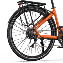 OneSport OT05 Max Hinterrad von der Seite mit Gepäckträger, Kette, Schaltwerk und orangefarbenem Rahmen