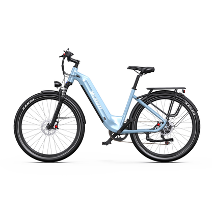 OneSport WT05 E-Bike in Hellblau, direkt von der Seite gesehen, mit tiefem Einstieg und Gepäckträger