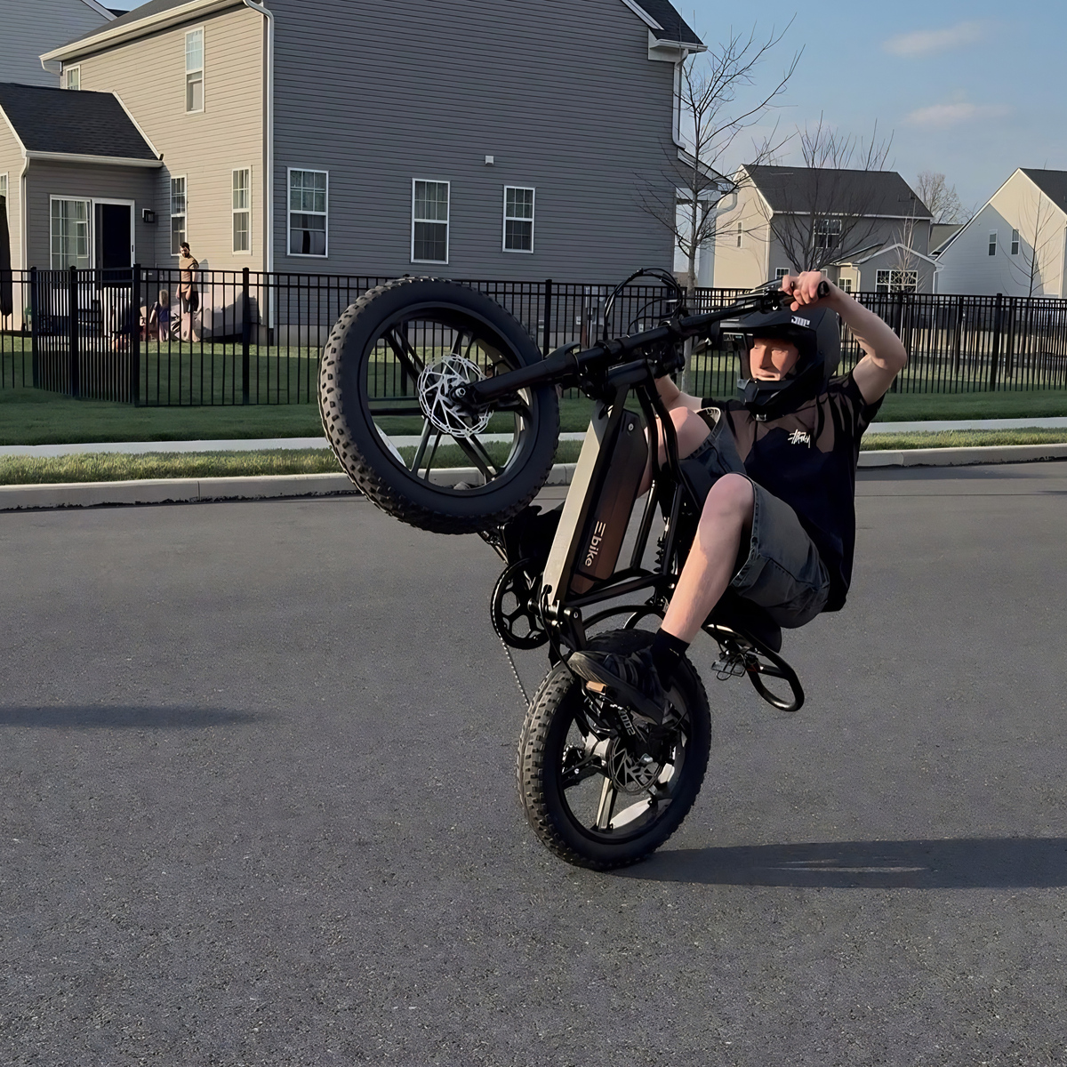 TST R002 - E-Bike - Wheelyshop