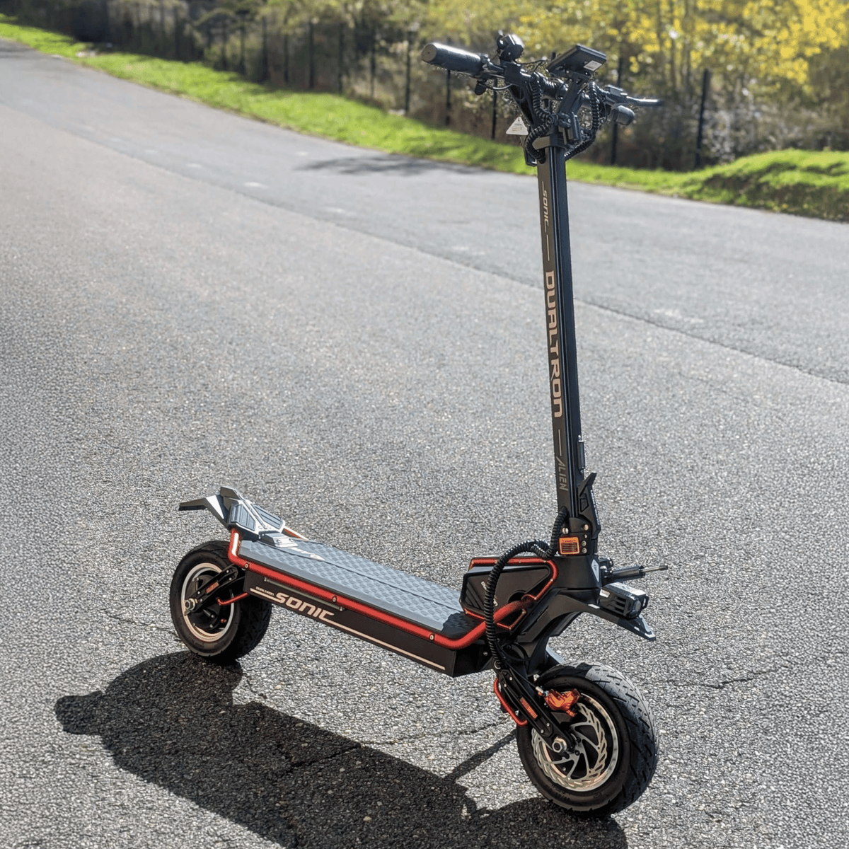 DUALTRON Alien - E-Scooter - Wheelyshop