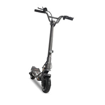 DUALTRON TOGO E-Scooter von hinten aus niedriger Perspektive