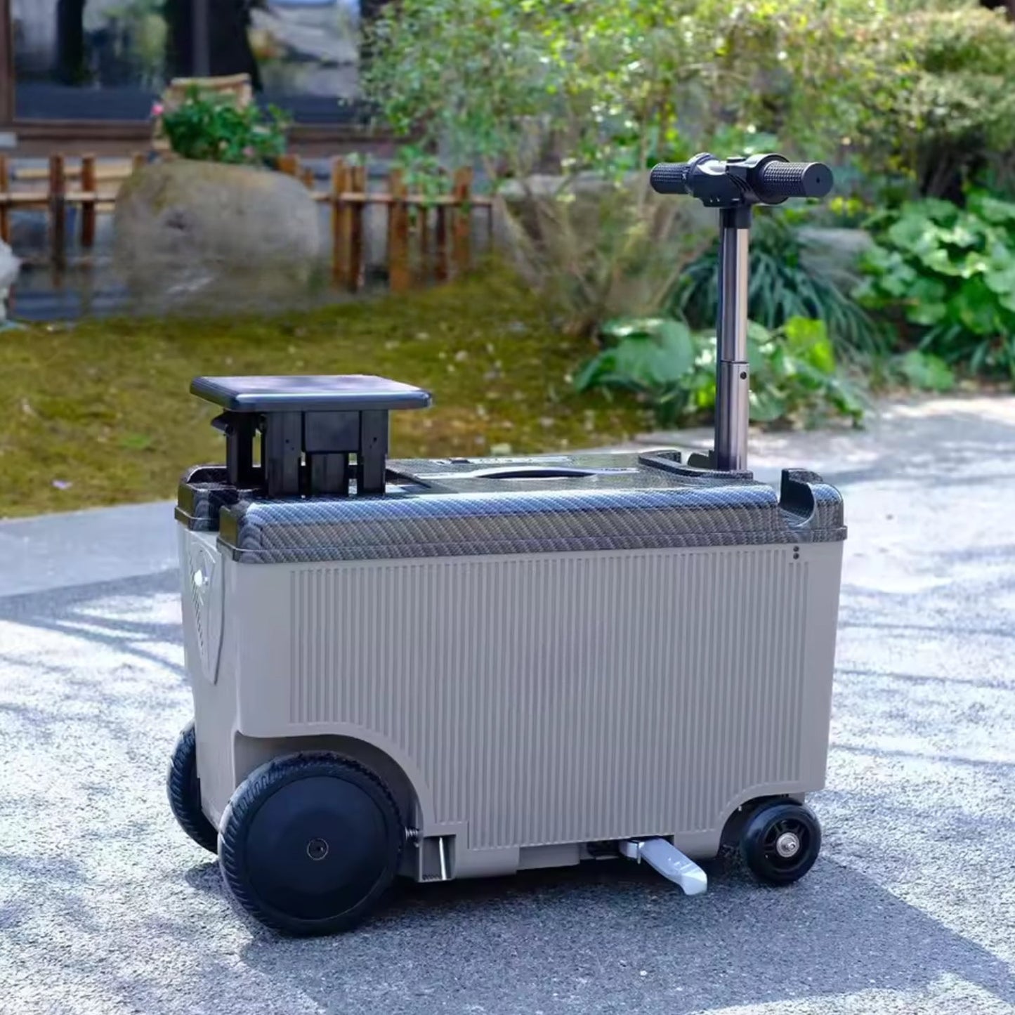 Elektrischer fahrbarer Koffer – Titan Pro Edition - Fahrbarer Koffer - Wheelyshop