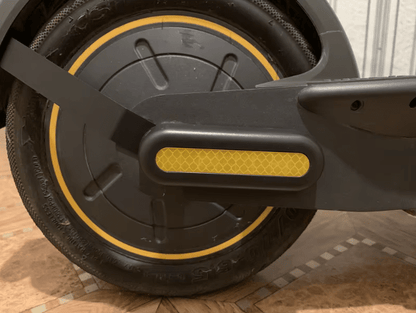 Radabdeckungen mit Reflektor Ninebot G30 - Ersatzteil - Wheelyshop