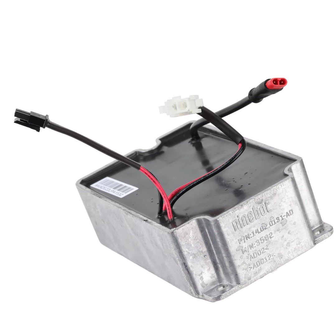 Eingebautes Ladegerät Ninebot G2 - Ersatzteil - Wheelyshop