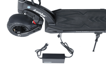 Ladegerät des KAABO MANTIS 8 PLUS