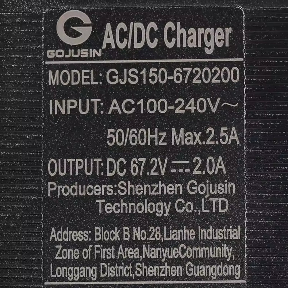 Produktinfo: Ladegerät für VSETT/ZERO 60V