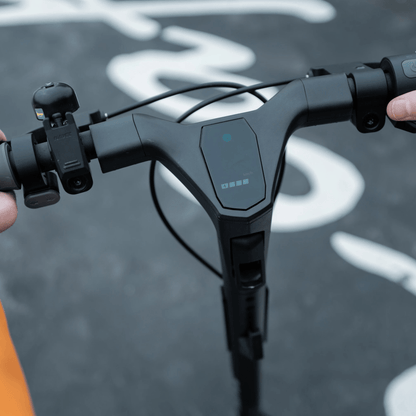 NAVEE ST3 - E-Scooter - Wheelyshop