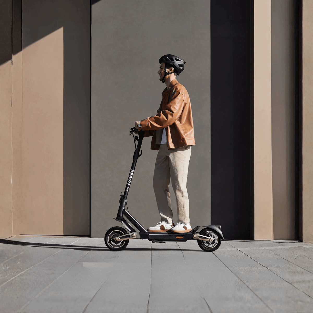 NAVEE ST3 Pro - E-Scooter - Wheelyshop