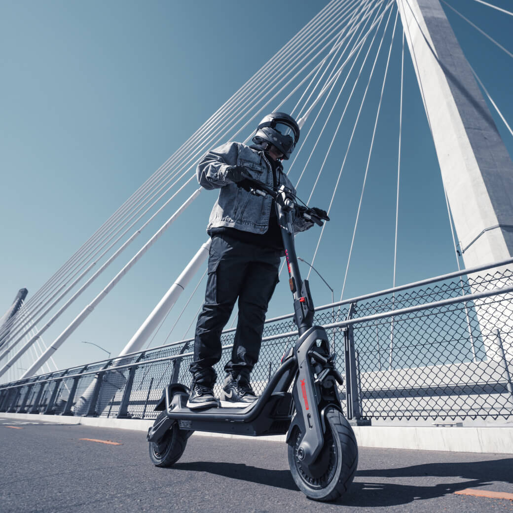NINEBOT GT3 BY SEGWAY - E-Scooter - Wheelyshop