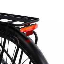 Rücklicht am OneSport OT05 Pro in Weiß