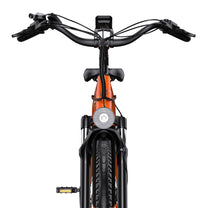 Lenker des OneSport OT05 Pro mit Display und Bedienelementen in Orange