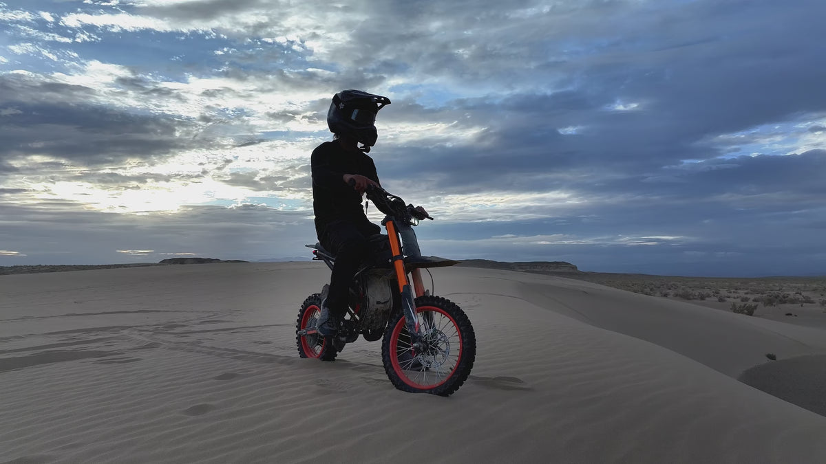 GT54 Electric Mini Motorbike for Teenagers & Adults Intro