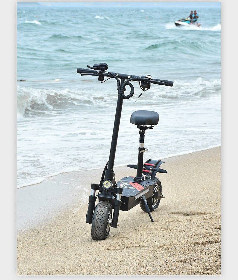 BOYUEDA Q7 PRO E-Scooter am Meer